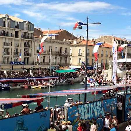 Refait En 2024 Avec Terrasse, Climatisation Et Parking, A 50m De La - Fr-1-338-588 Apartment Sete