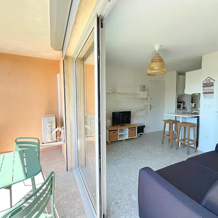 Refait En 2024 Avec Terrasse, Climatisation Et Parking, A 50m De La - Fr-1-338-588 Appartement