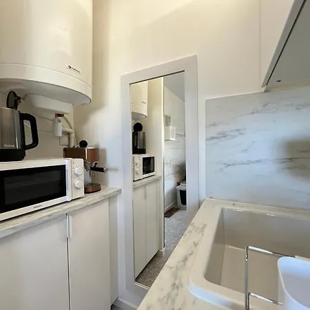 Refait En 2024 Avec Terrasse, Climatisation Et Parking, A 50m De La - Fr-1-338-588 Διαμέρισμα